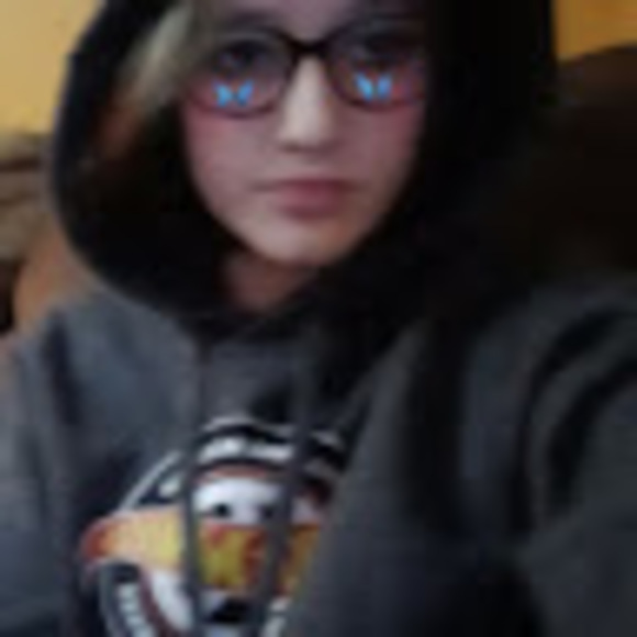 Meet your Posher, Hanna - Picture 1 of 1